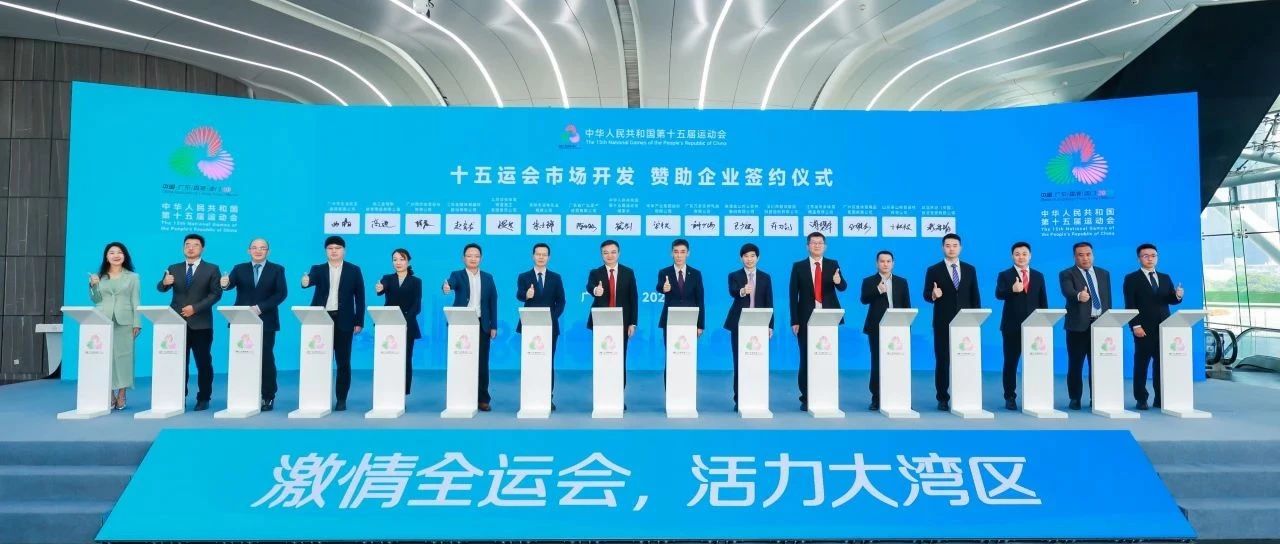 ������77�������ܳ�Ϊʮ���˻�칫����װ������ҹ�Ӧ������������ʢ��������